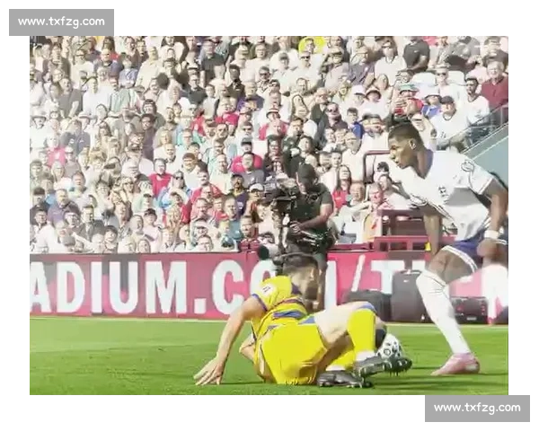 逆天弹跳！橄榄球新星教科书级过人震撼全场